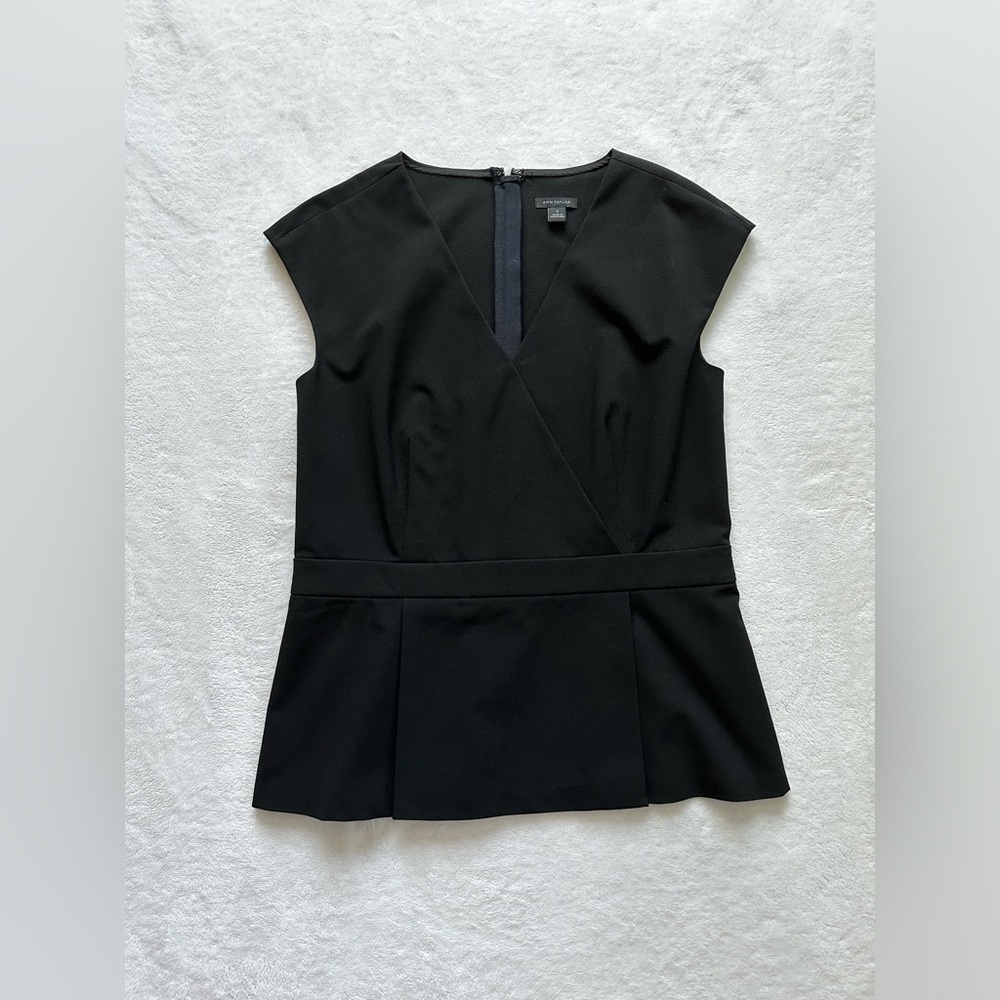 NWOT Ann Taylor Black Top